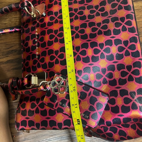 Trina Turk bag - Picture 7 of 13